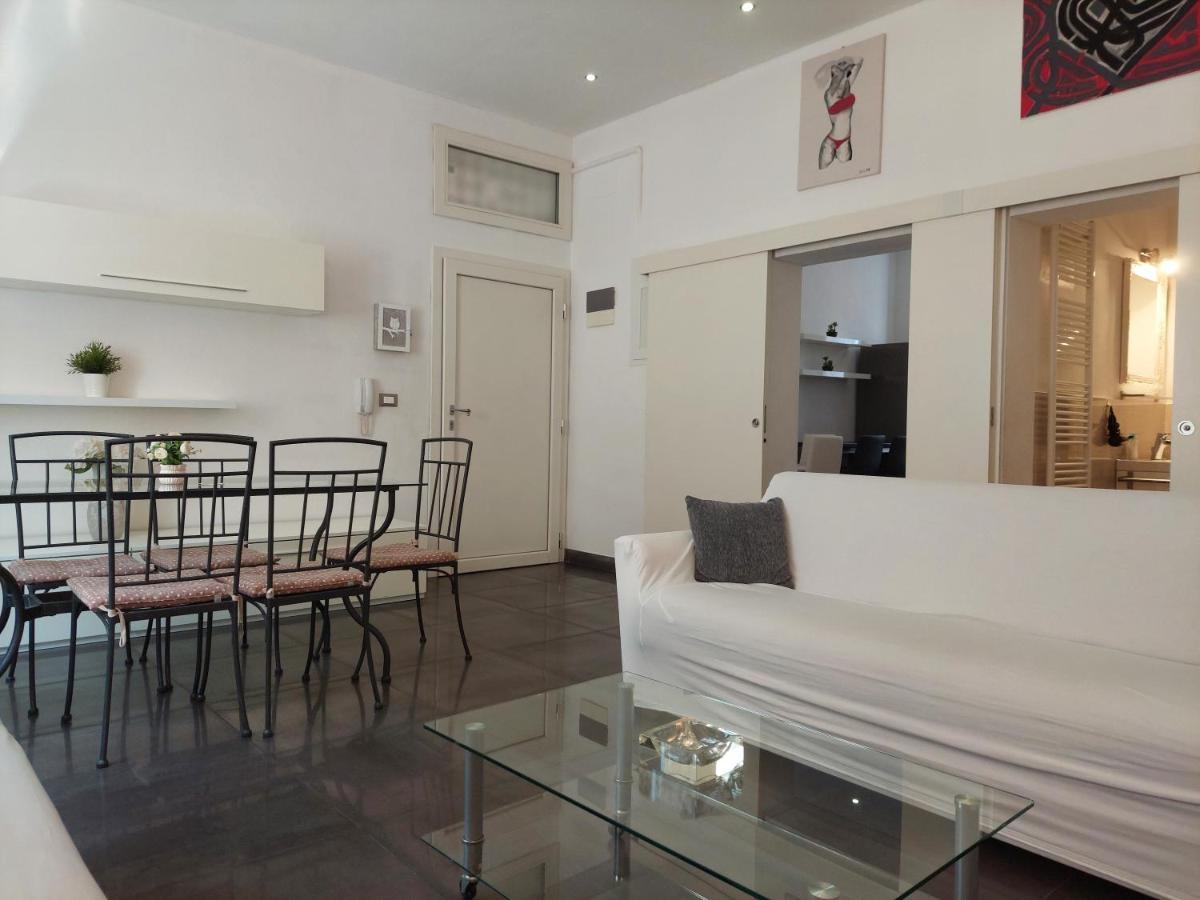 Luxury Station Apartment Болонья Экстерьер фото