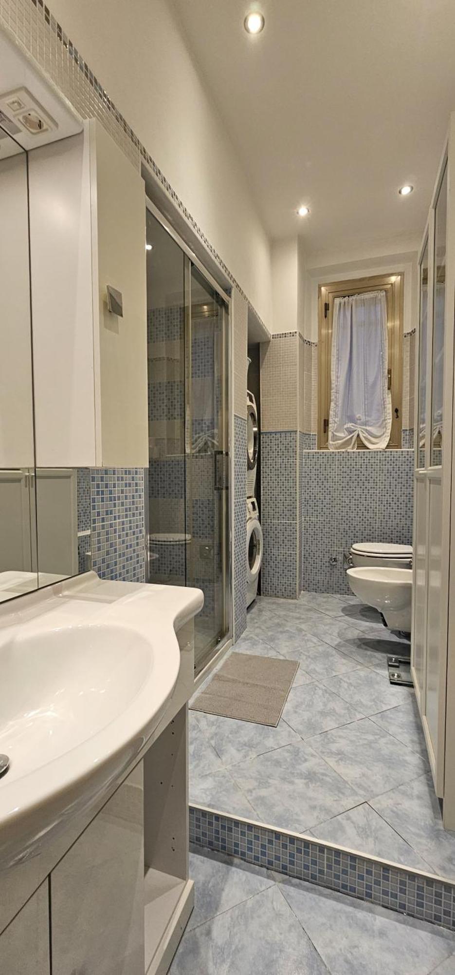 Luxury Station Apartment Болонья Экстерьер фото